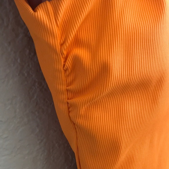 Athleta Scoop One Piece Swimsuit Orange Medium - Picture 5 of 11